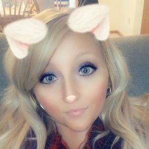 Meet your Posher, Alycia